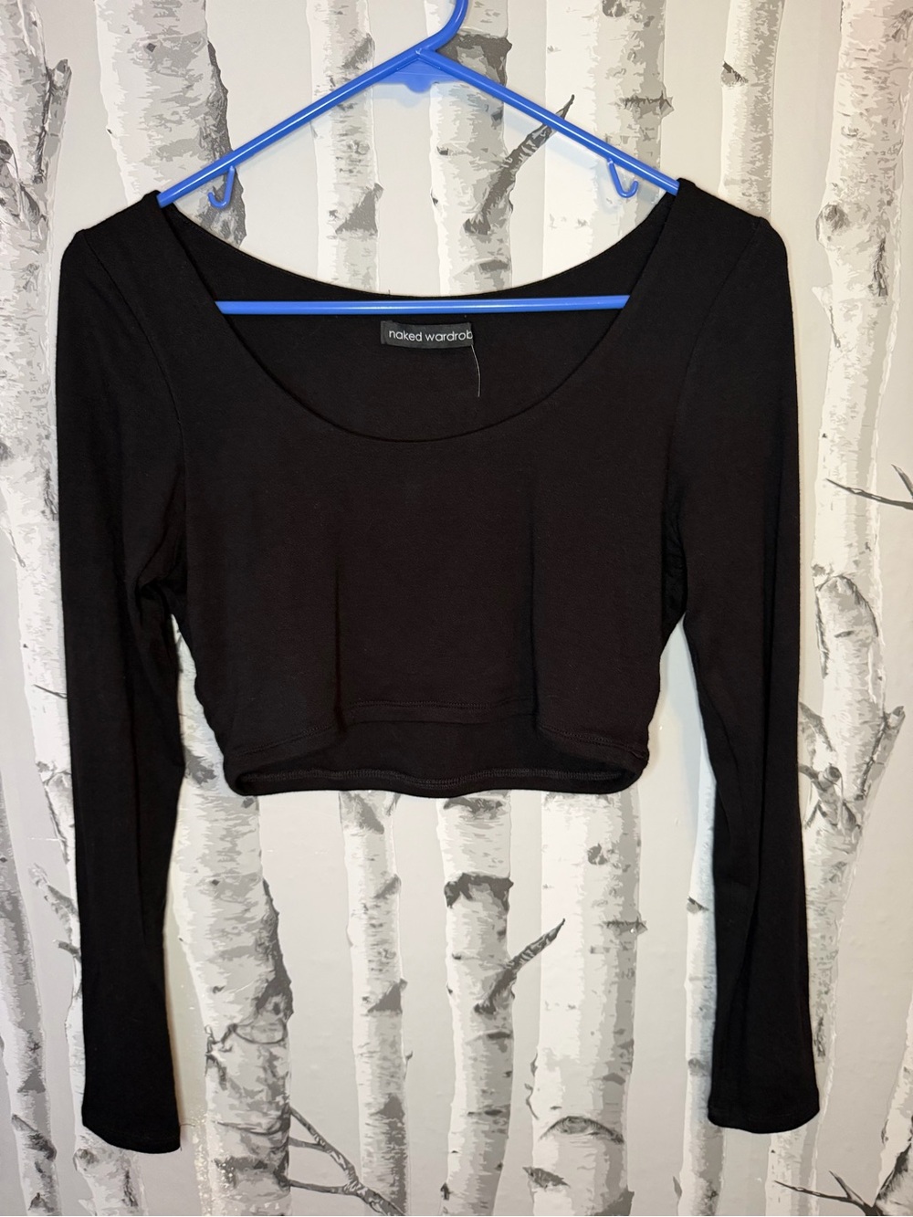 naked wardrobe Black Long-Sleeve Cropped Scoop Top